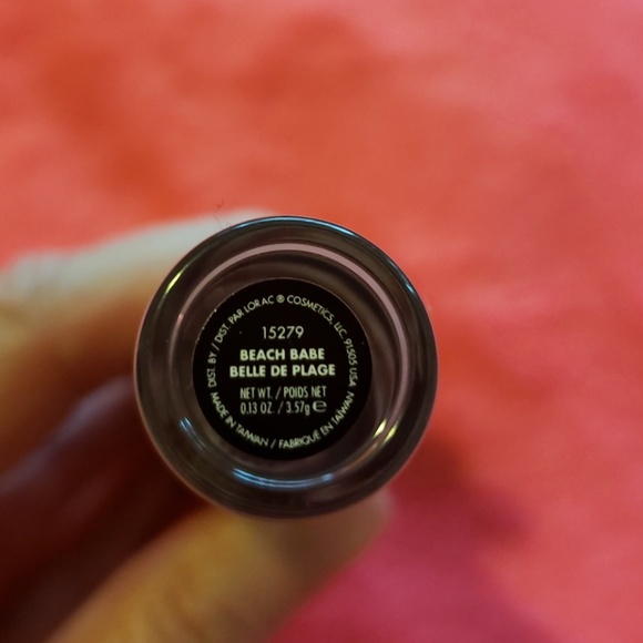 Full Size Alter Ego Lipgloss - Picture 2 of 5